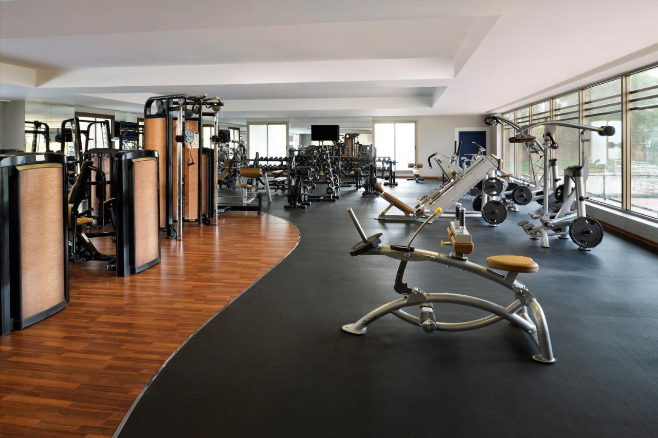 Intercontinental Riyadh By Ihg Εξωτερικό φωτογραφία A gym in a hotel